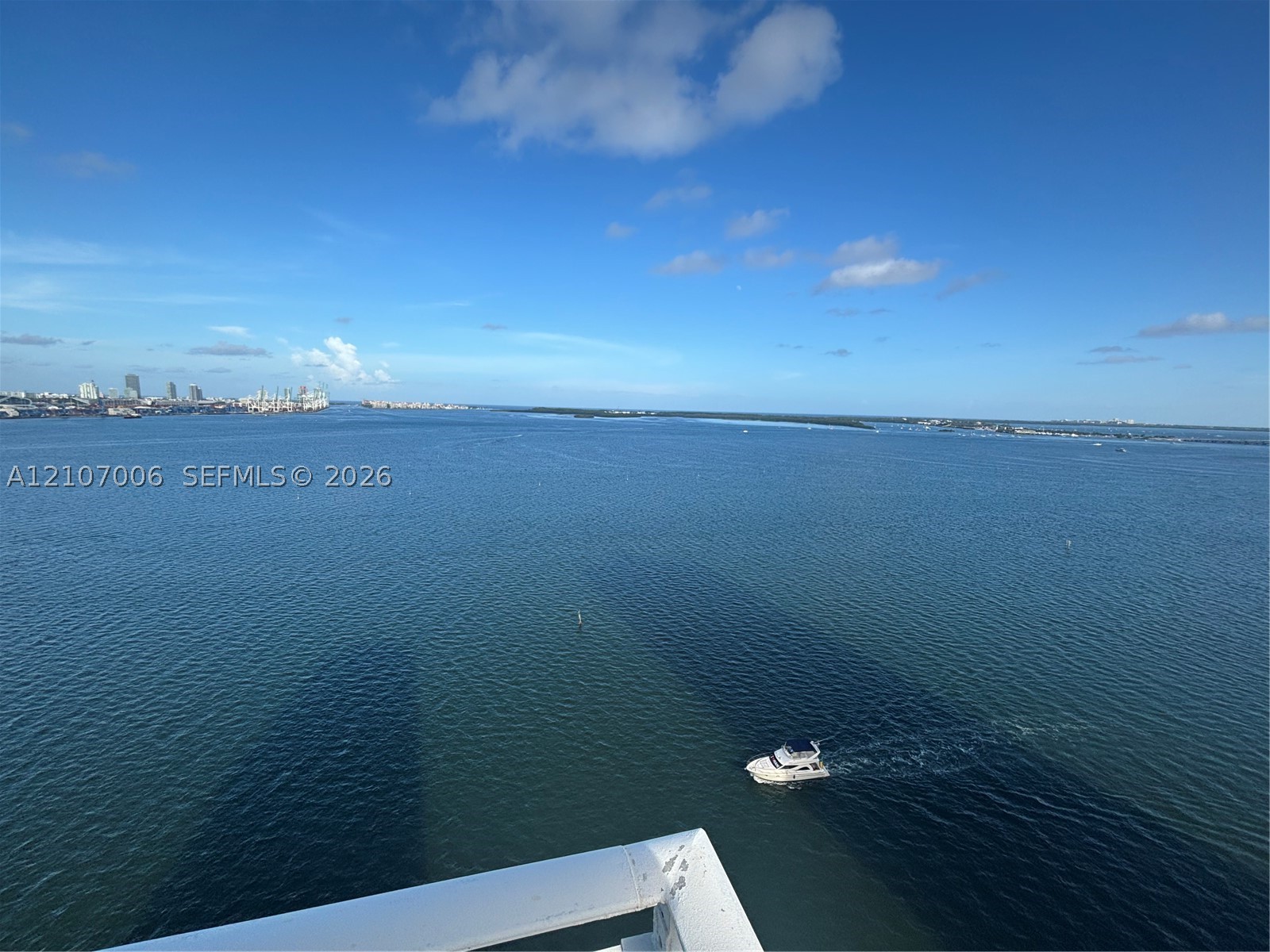 770 Claughton Island Dr #2116, Miami FL 33131