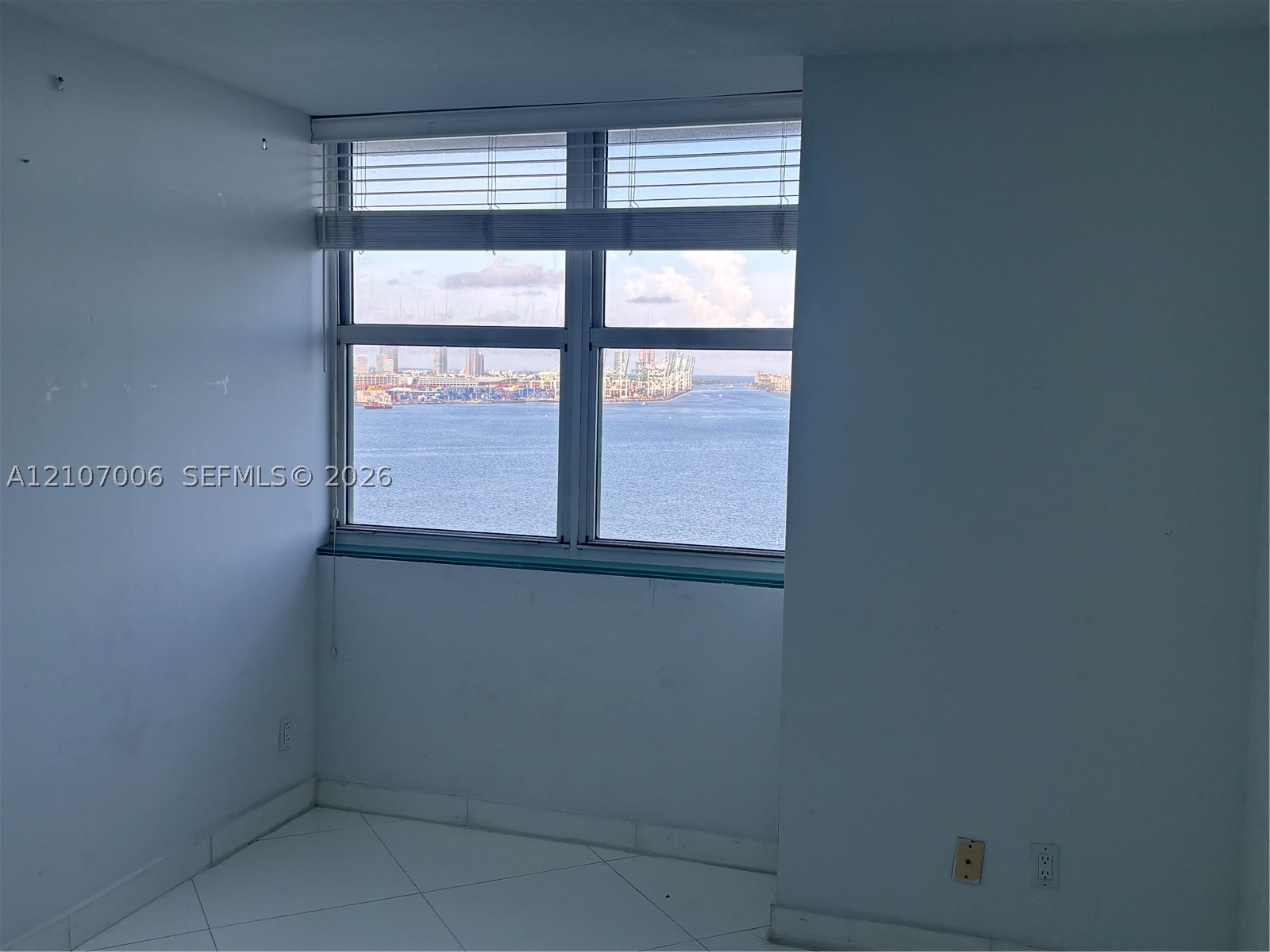 770 Claughton Island Dr #2116, Miami FL 33131