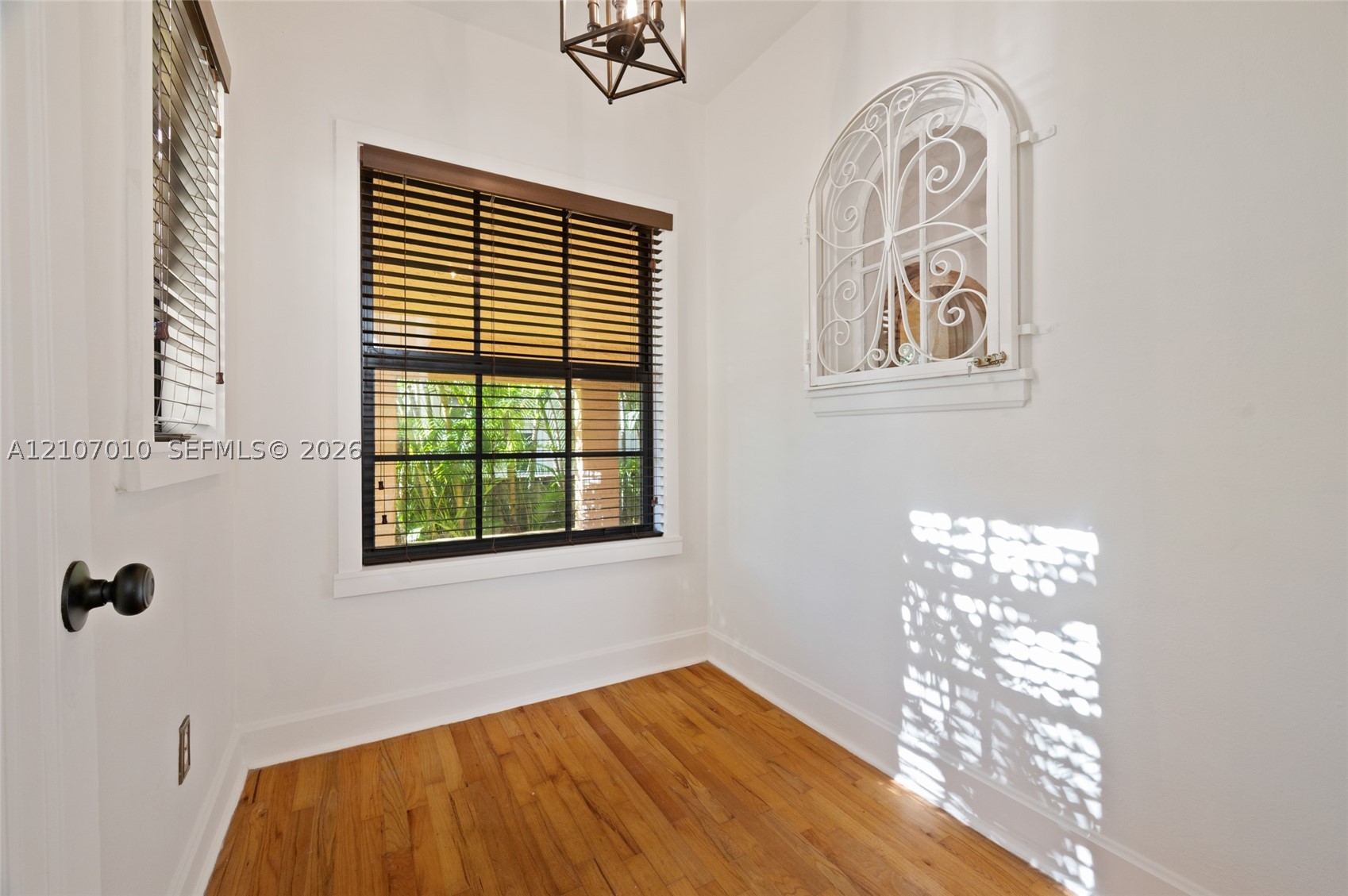 3413 Banos Ct, Miami FL 33134