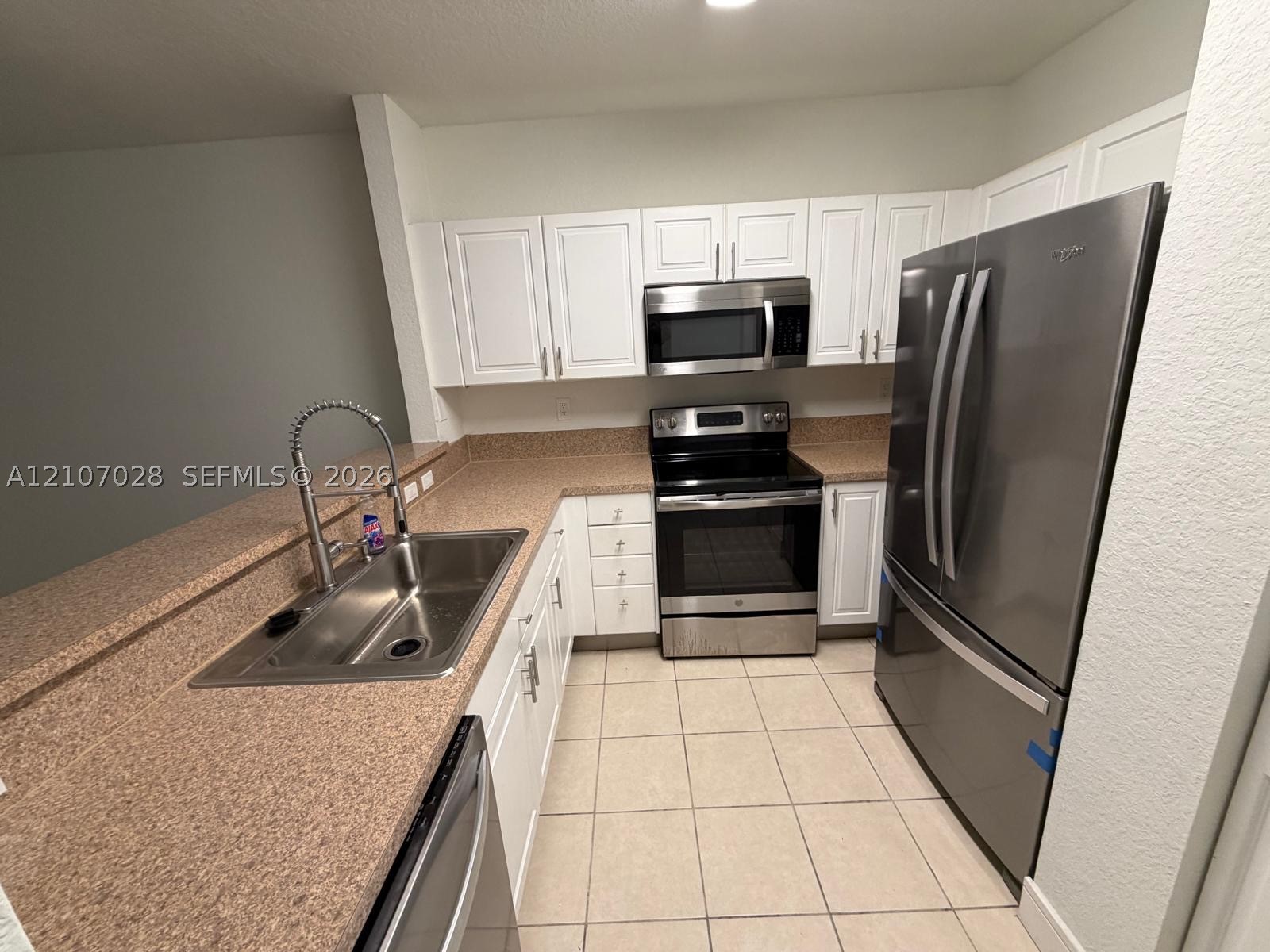 3390 NE 13th Cir Dr #106-19, Homestead FL 33033