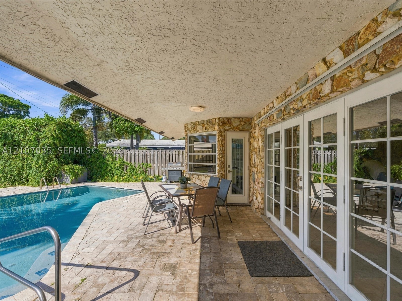 1006 SE 6th St, Deerfield Beach FL 33441