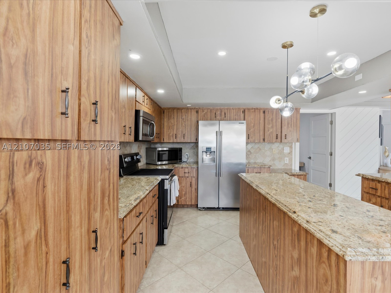 1006 SE 6th St, Deerfield Beach FL 33441