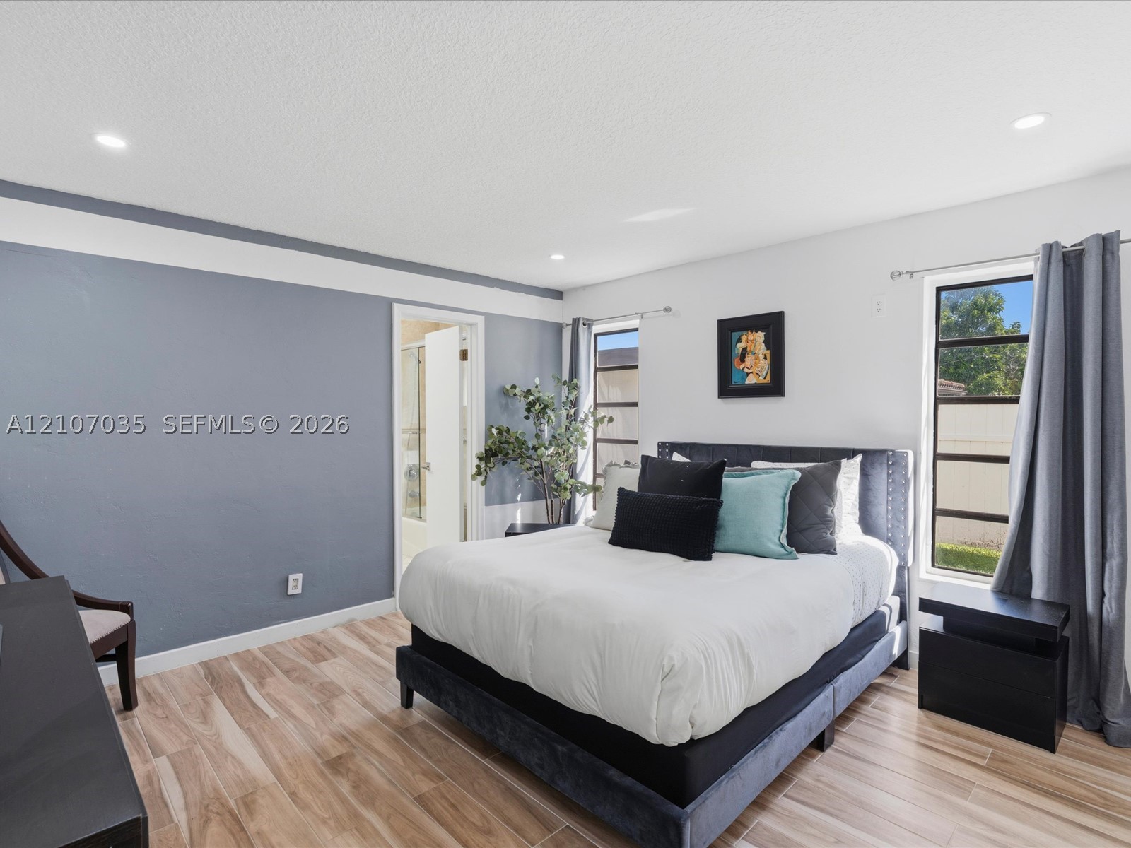 1006 SE 6th St, Deerfield Beach FL 33441