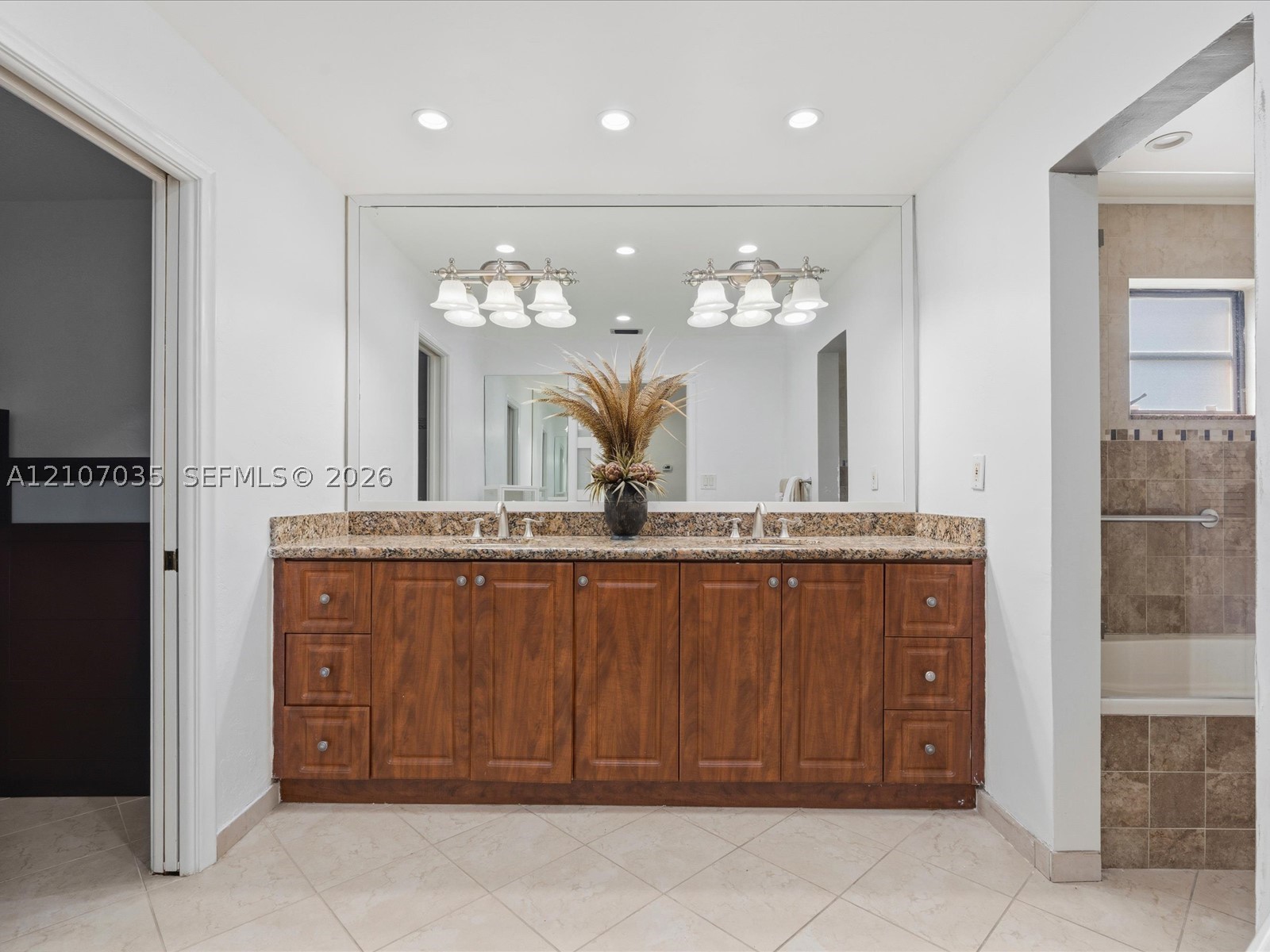 1006 SE 6th St, Deerfield Beach FL 33441
