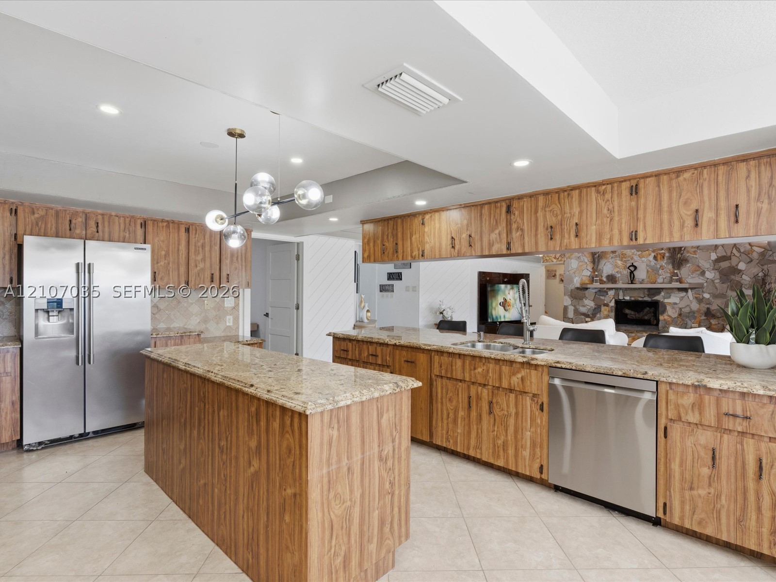 1006 SE 6th St, Deerfield Beach FL 33441
