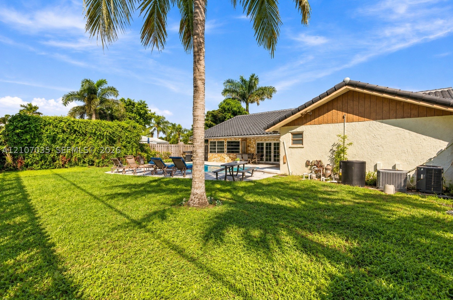 1006 SE 6th St, Deerfield Beach FL 33441
