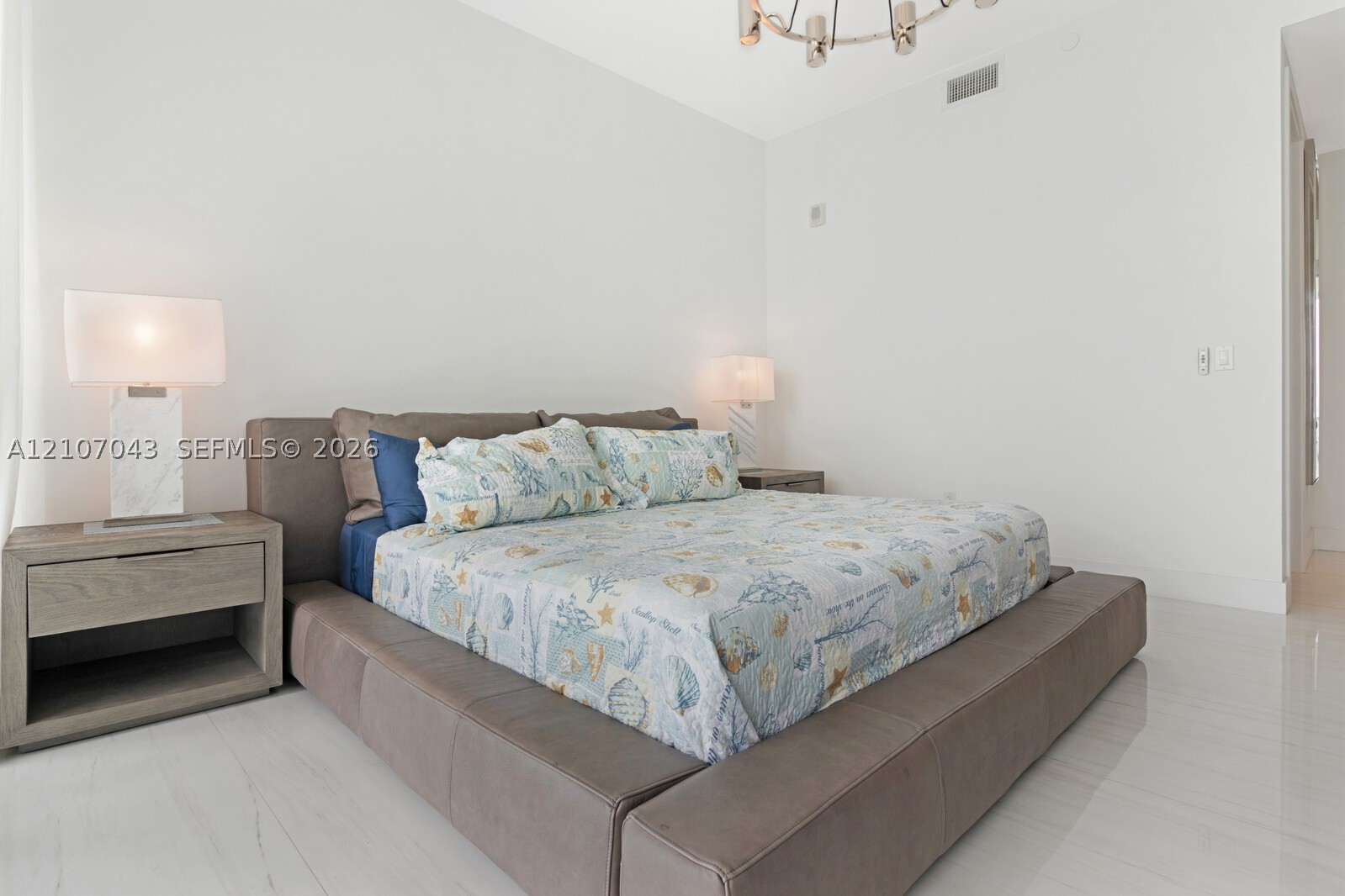 16901 Collins Ave #1402, Sunny Isles Beach FL 33160