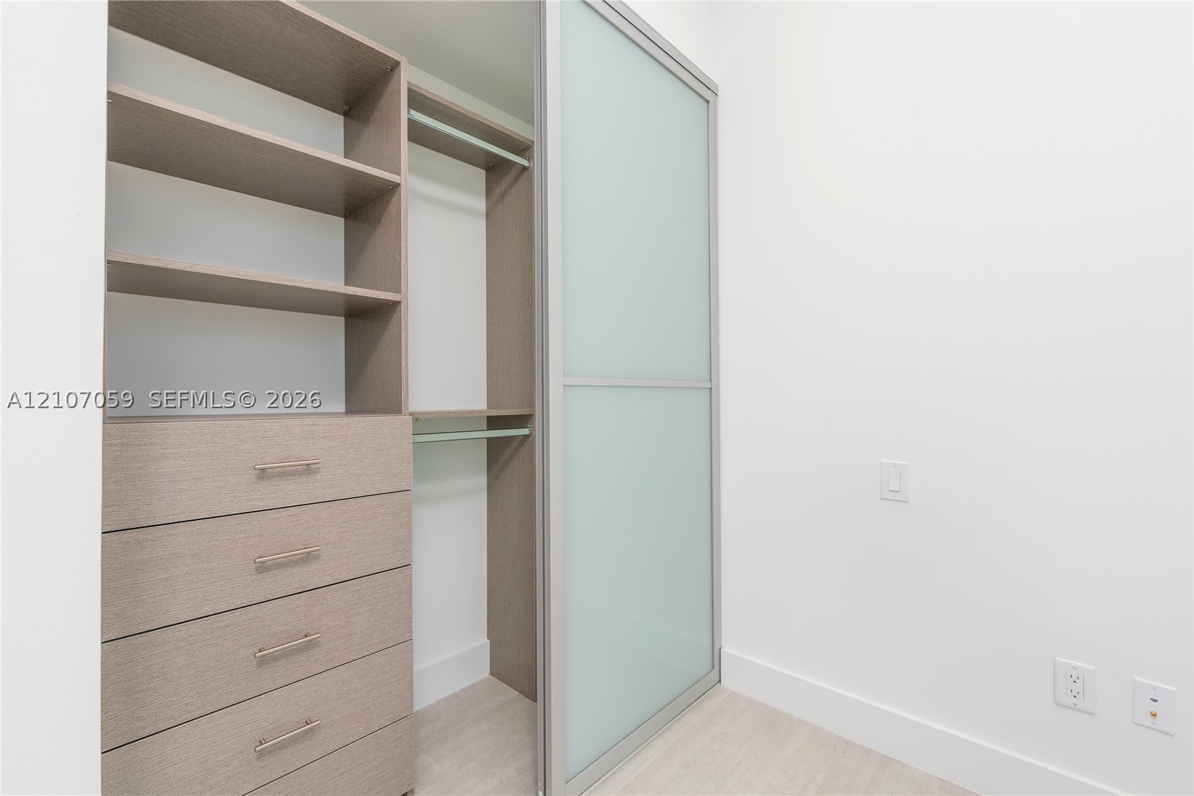 400 Sunny Isles Blvd #121, Sunny Isles Beach FL 33160