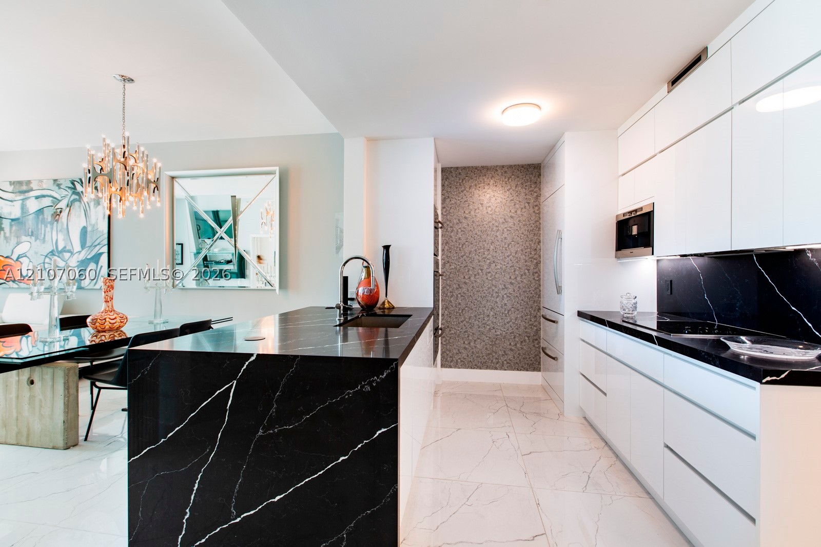 50 S Pointe Dr #610, Miami Beach FL 33139