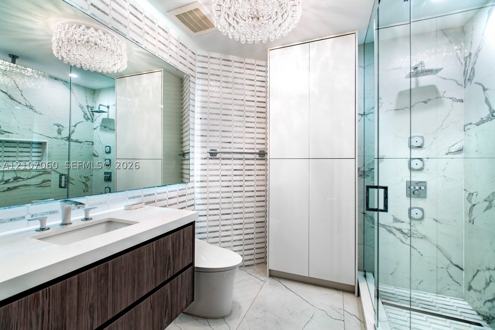 50 S Pointe Dr #610, Miami Beach FL 33139