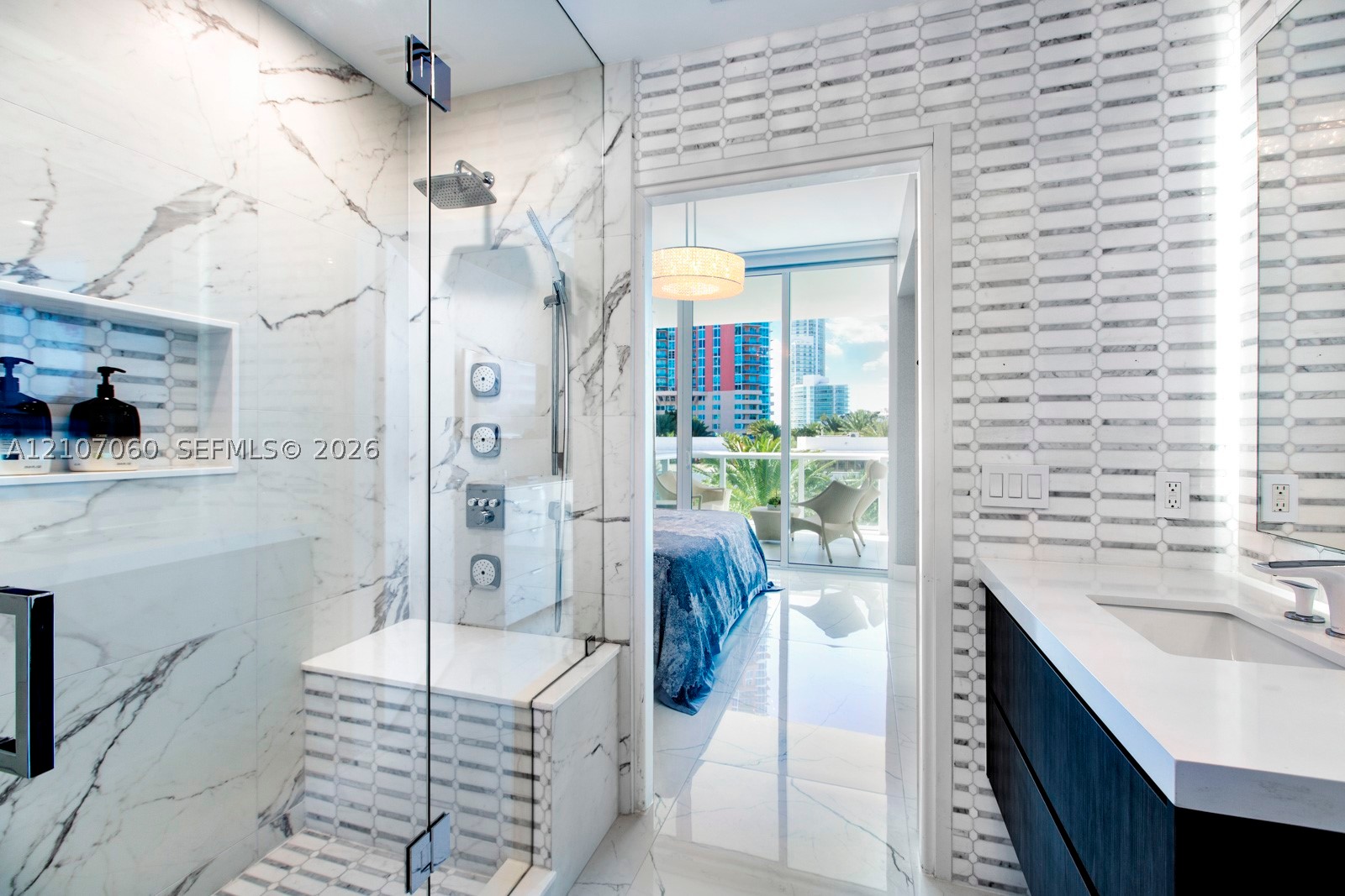 50 S Pointe Dr #610, Miami Beach FL 33139