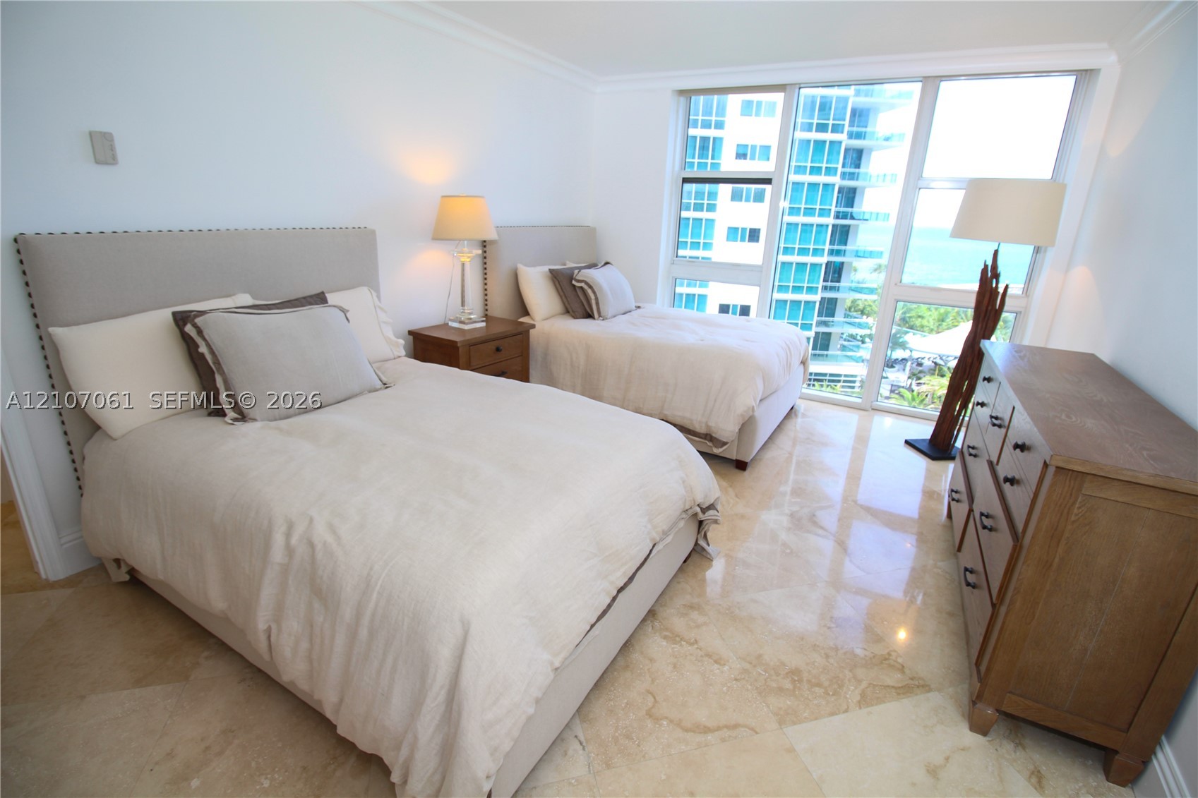 10275 Collins Ave #833, Bal Harbour FL 33154