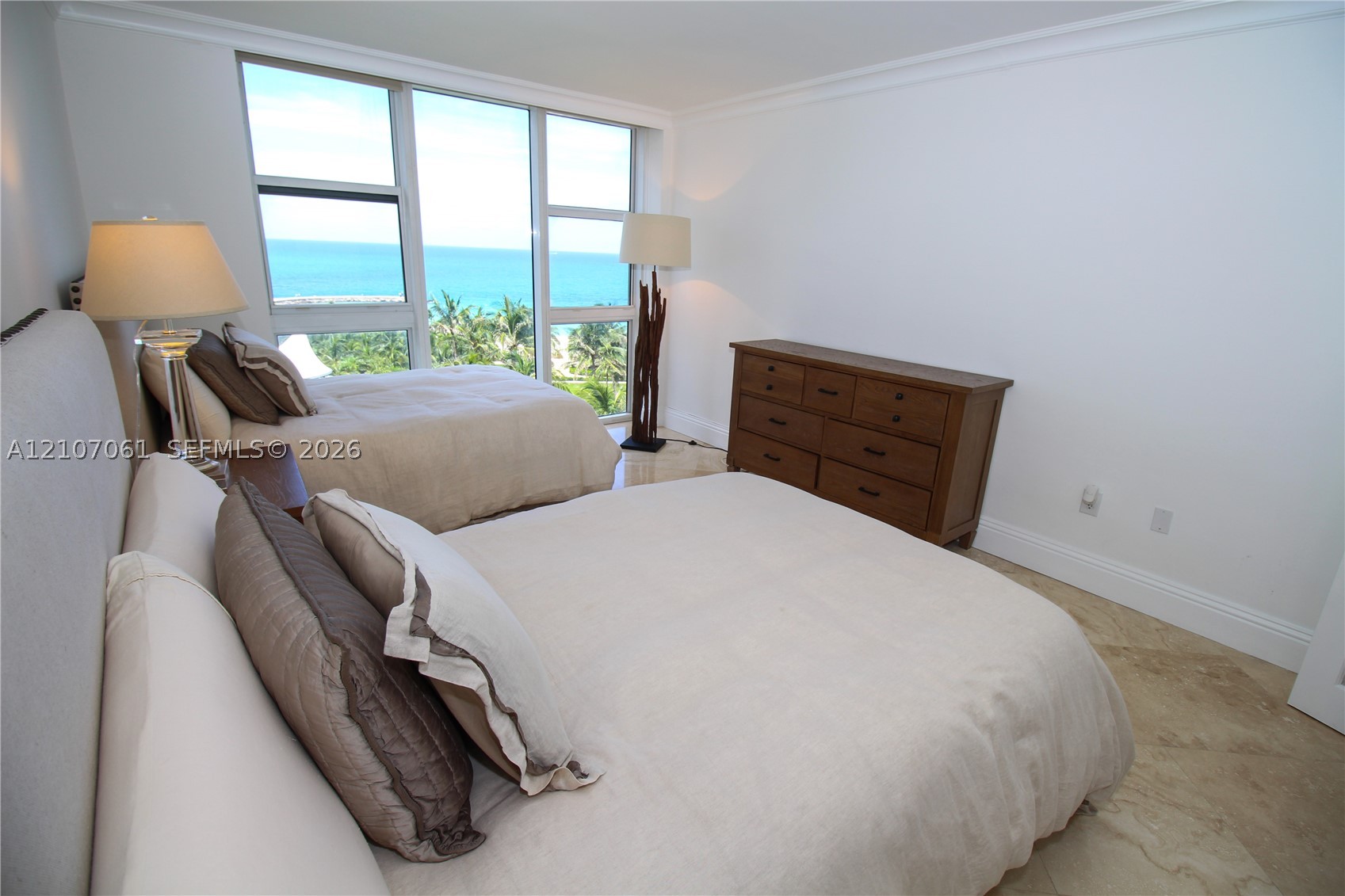 10275 Collins Ave #833, Bal Harbour FL 33154