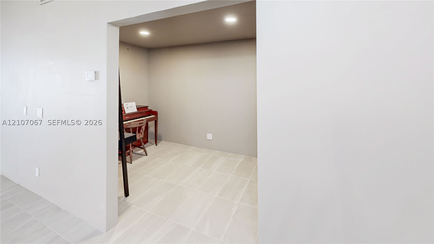 251 NW 92nd Ave, Coral Springs FL 33071