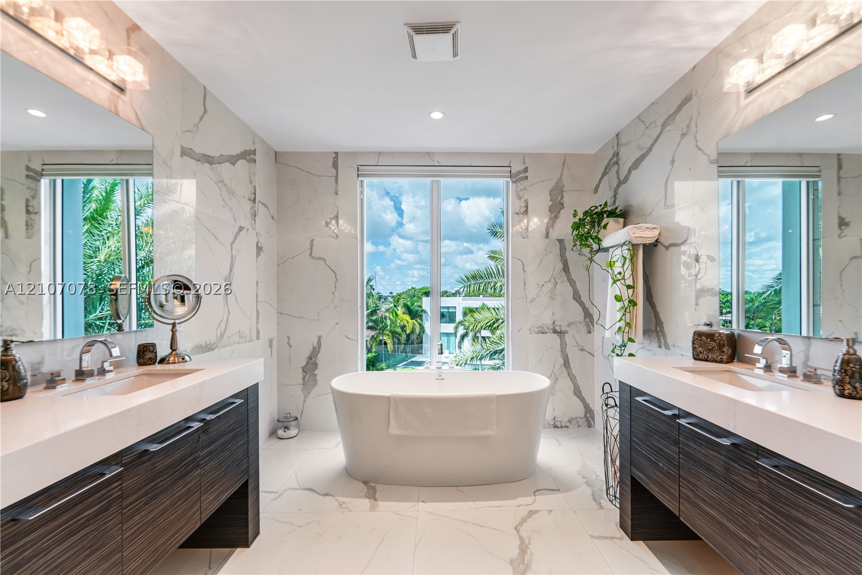 259 Shore Ct, Lauderdale By The Sea FL 33308