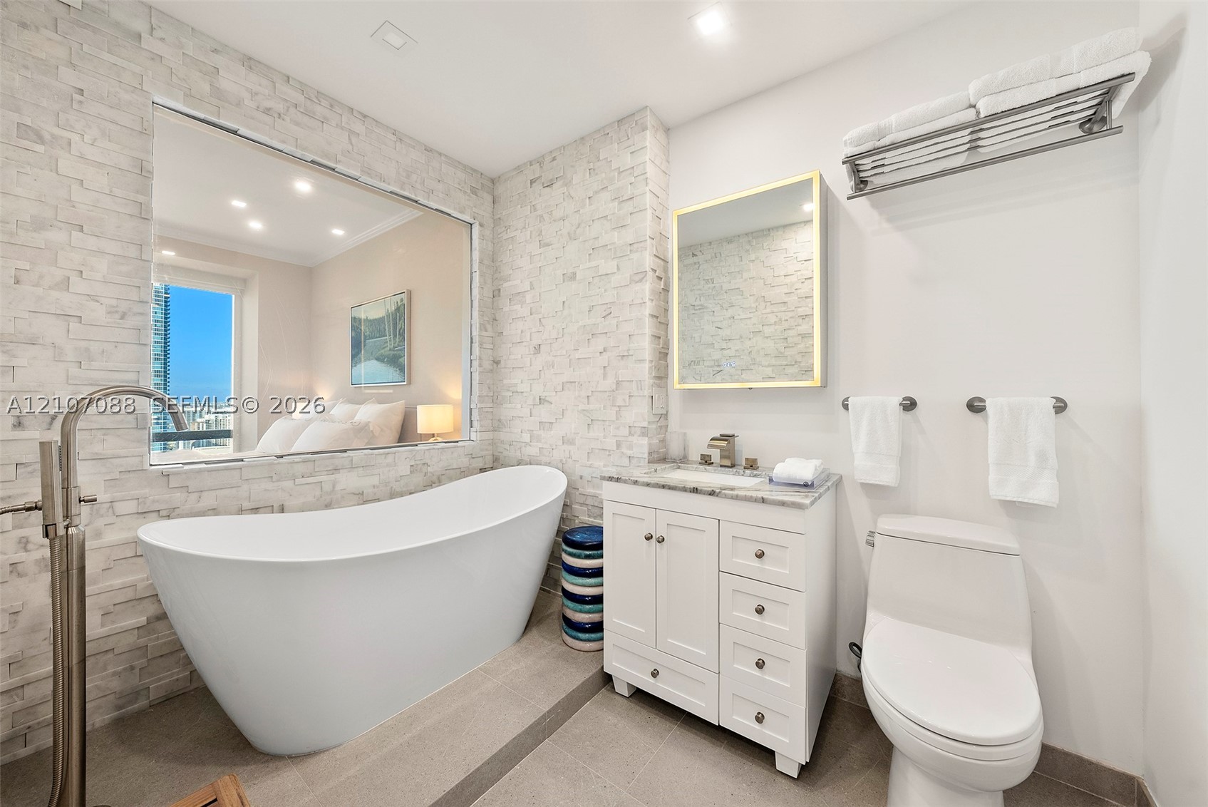 1425 Brickell Ave #51D, Miami FL 33131