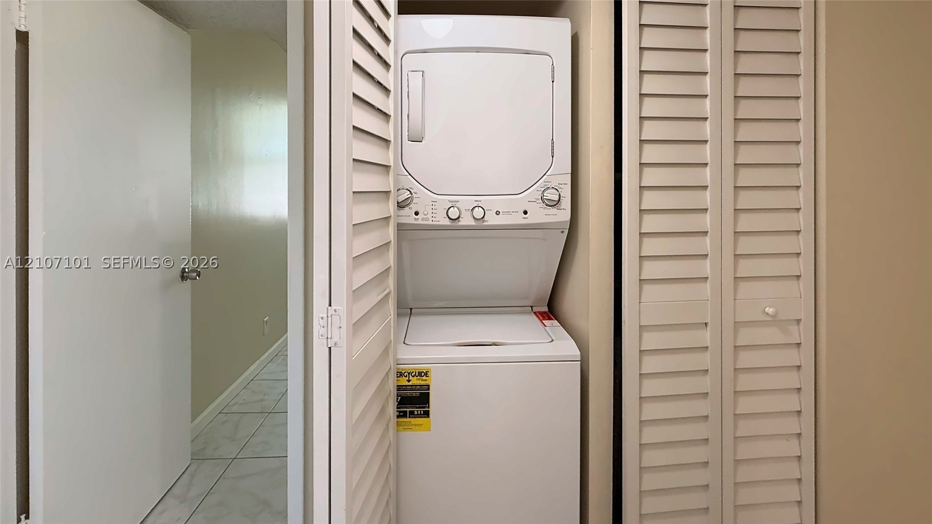 216 Lake Pointe Dr #217, Oakland Park FL 33309
