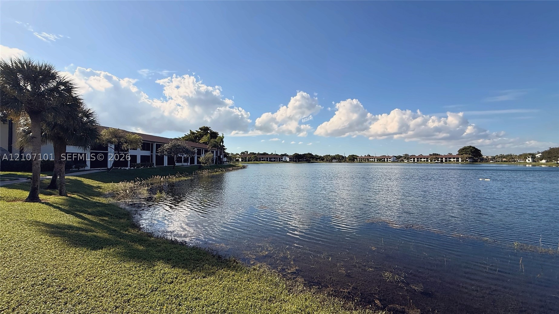 216 Lake Pointe Dr #217, Oakland Park FL 33309