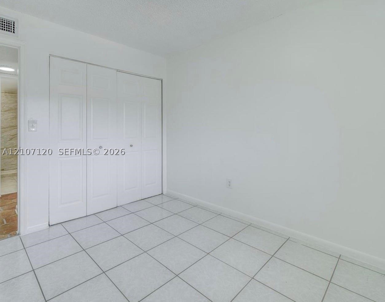 9520 SW 8th St #222, Miami FL 33174