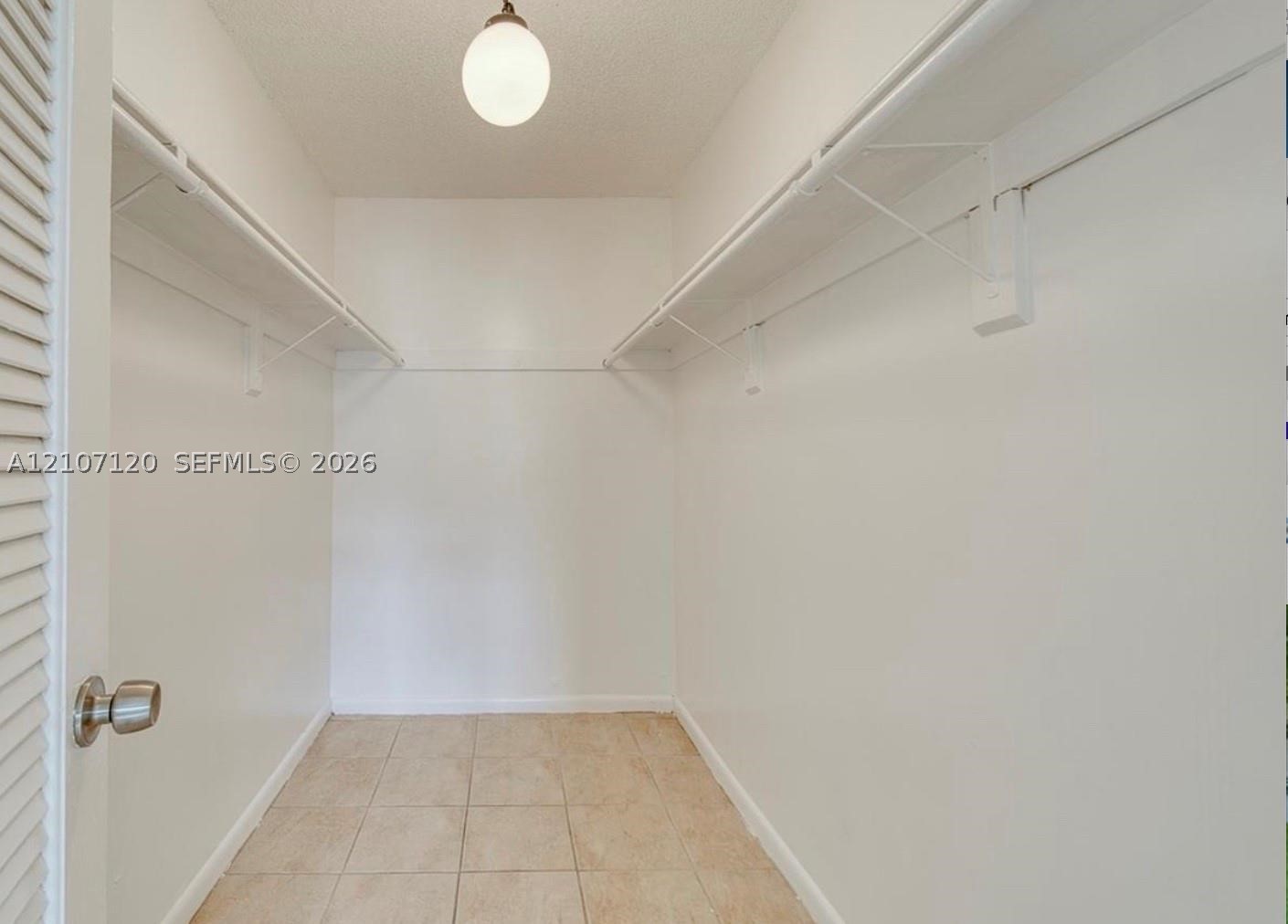 9520 SW 8th St #222, Miami FL 33174