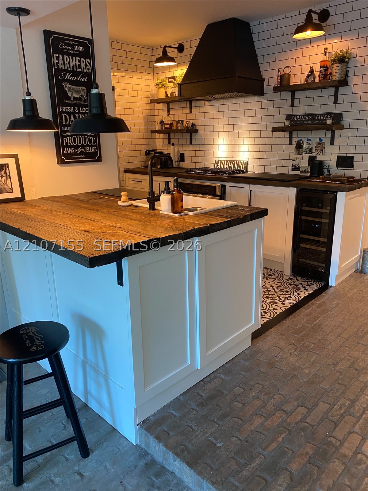 62 NW 105th St, Miami Shores FL 33150