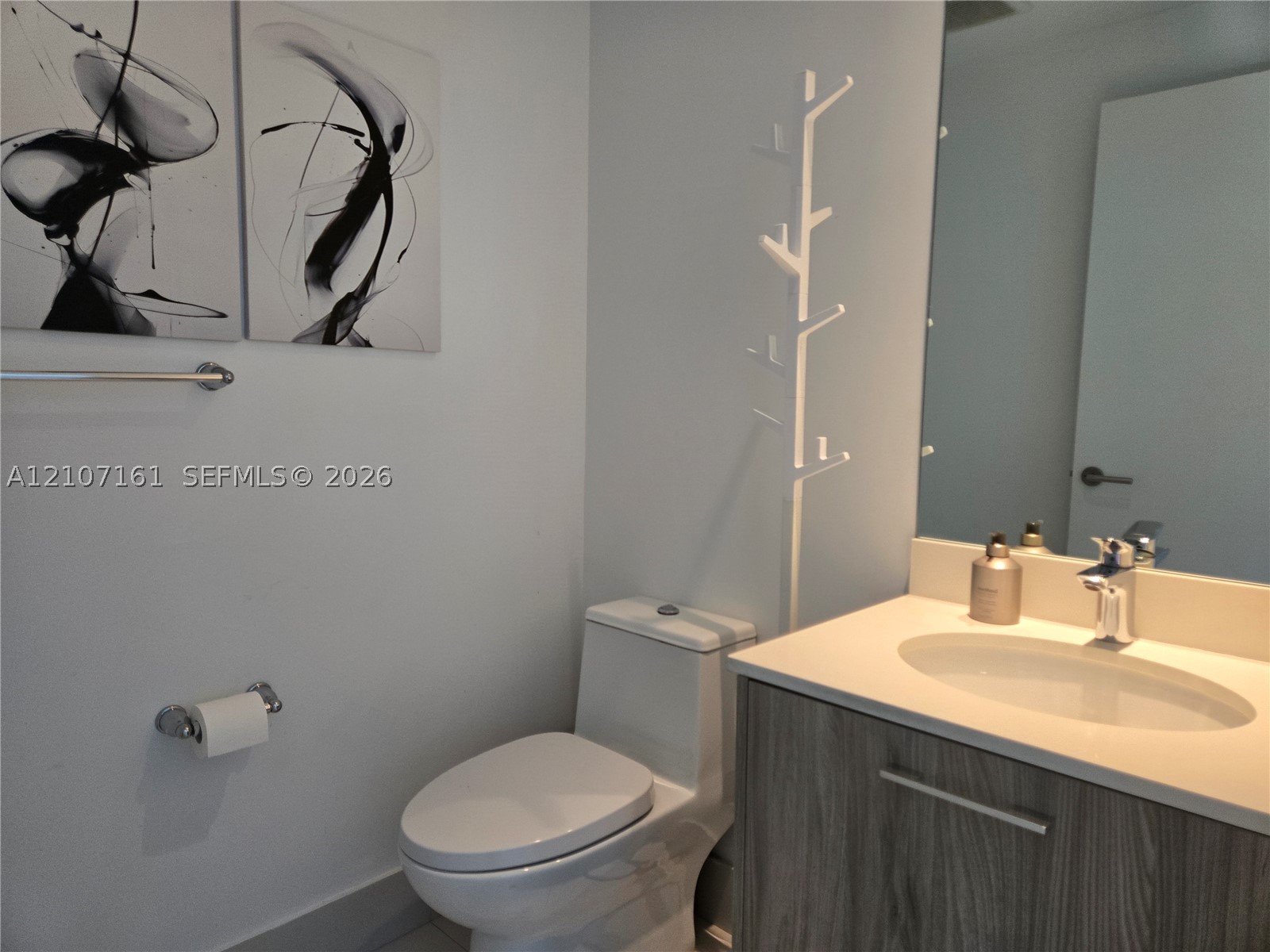 501 NE 31st St #3503, Miami FL 33137
