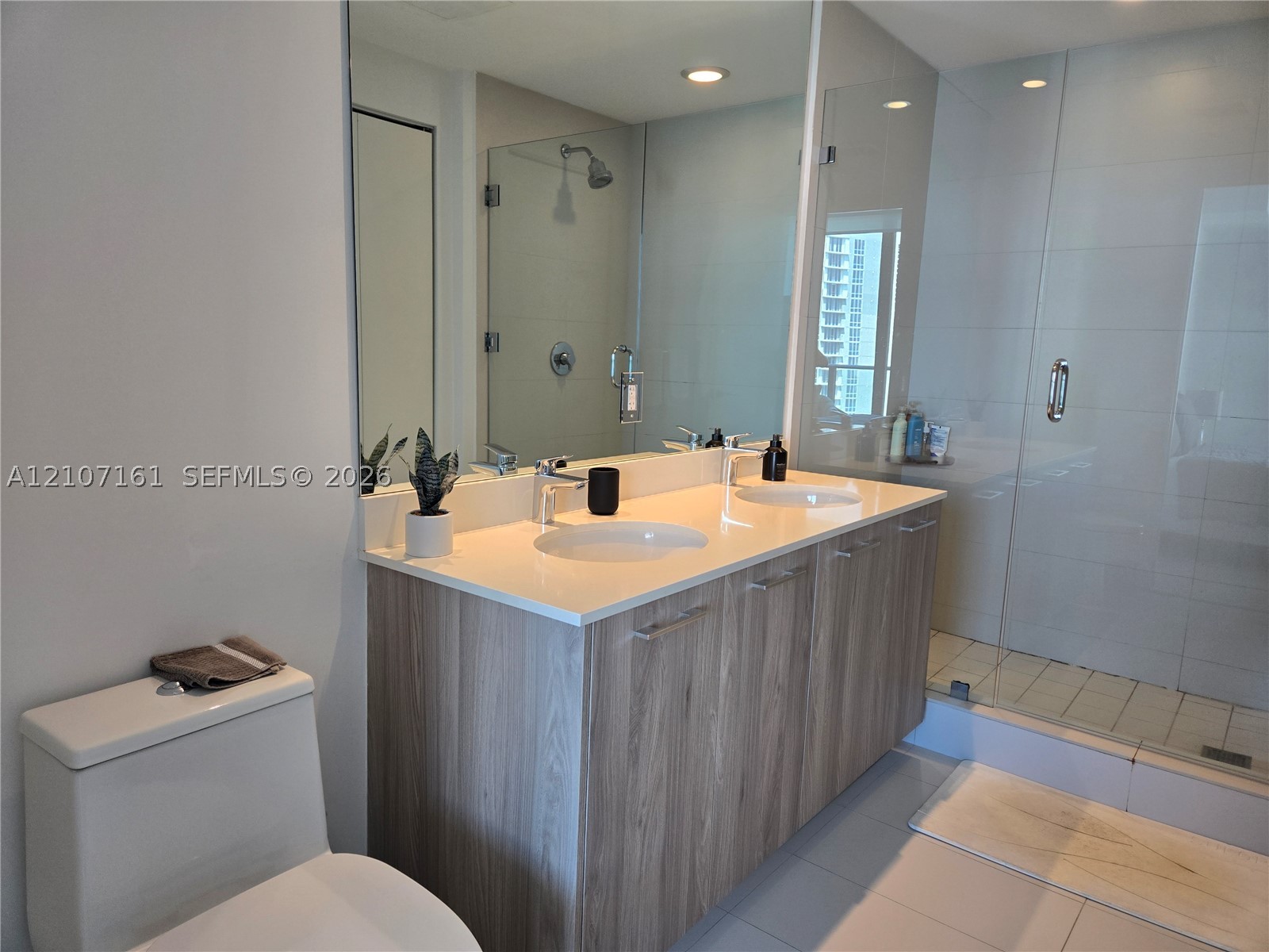 501 NE 31st St #3503, Miami FL 33137