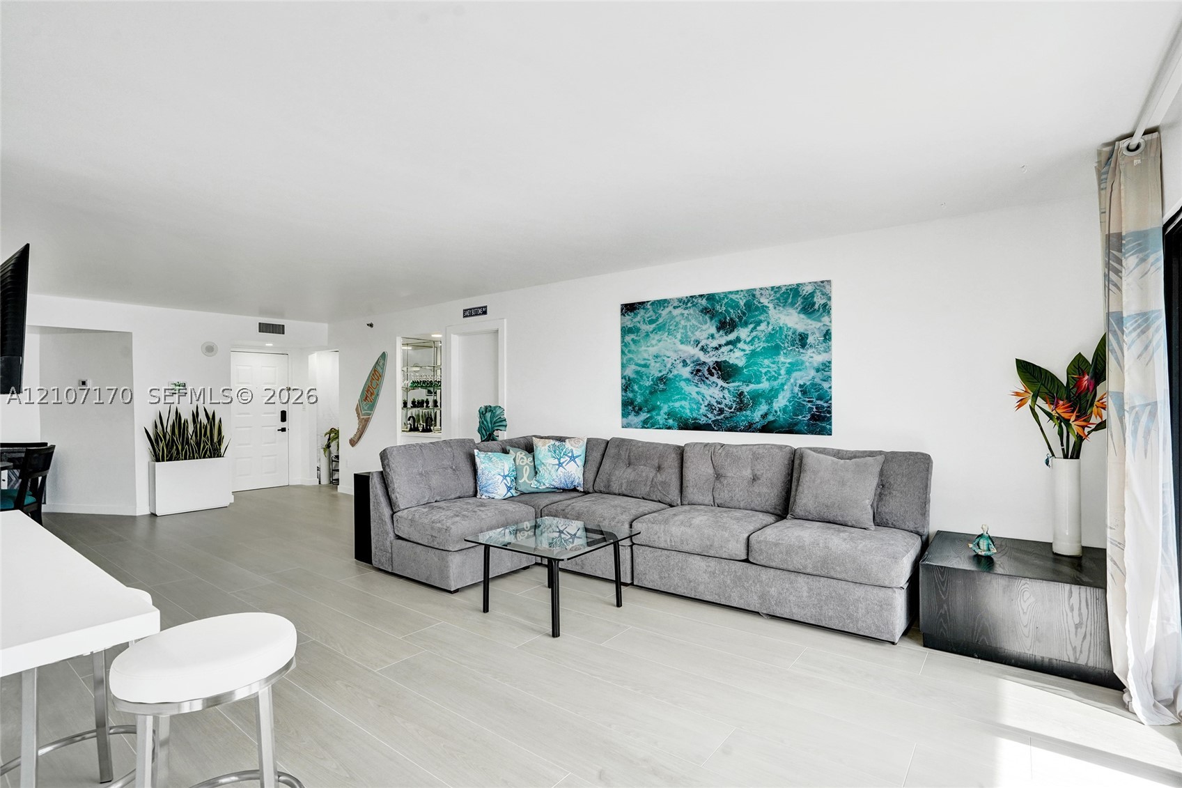 1201 S Ocean Dr #908S, Hollywood FL 33019
