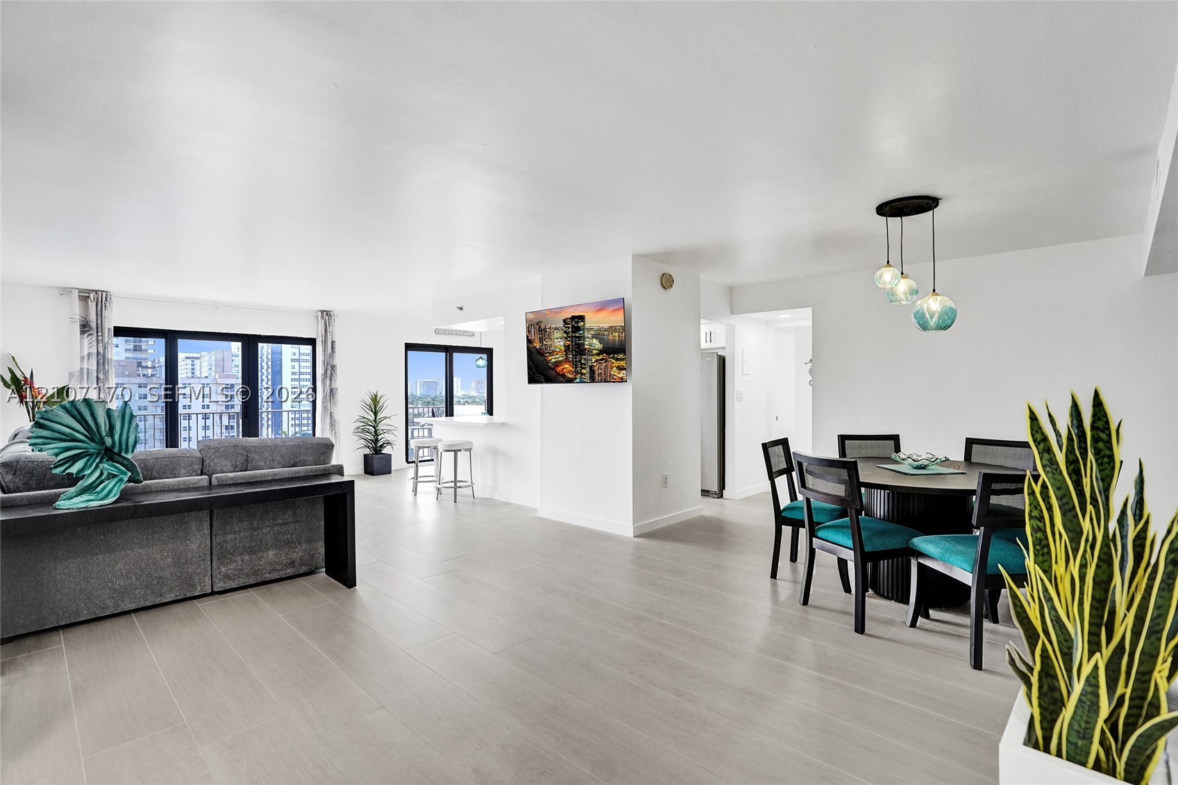 1201 S Ocean Dr #908S, Hollywood FL 33019