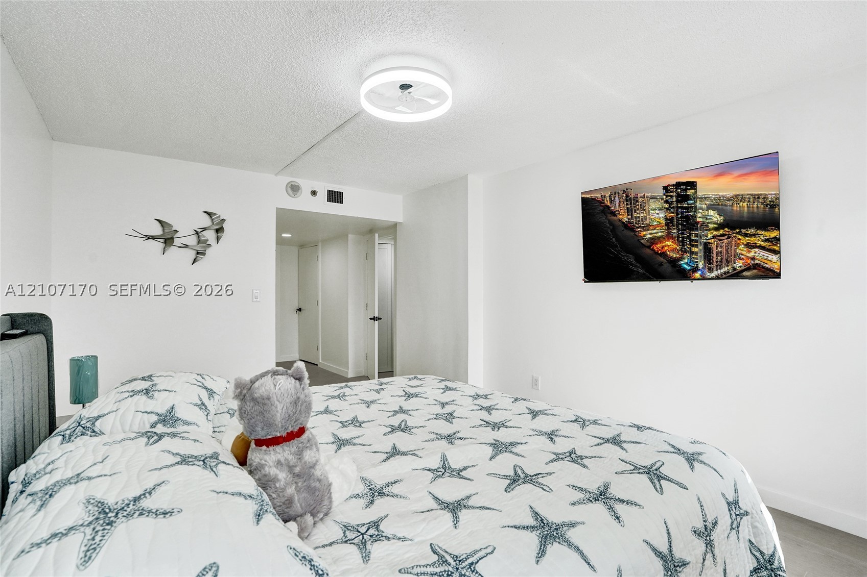 1201 S Ocean Dr #908S, Hollywood FL 33019