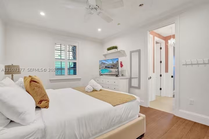 952 Lincoln St #., Hollywood FL 33019