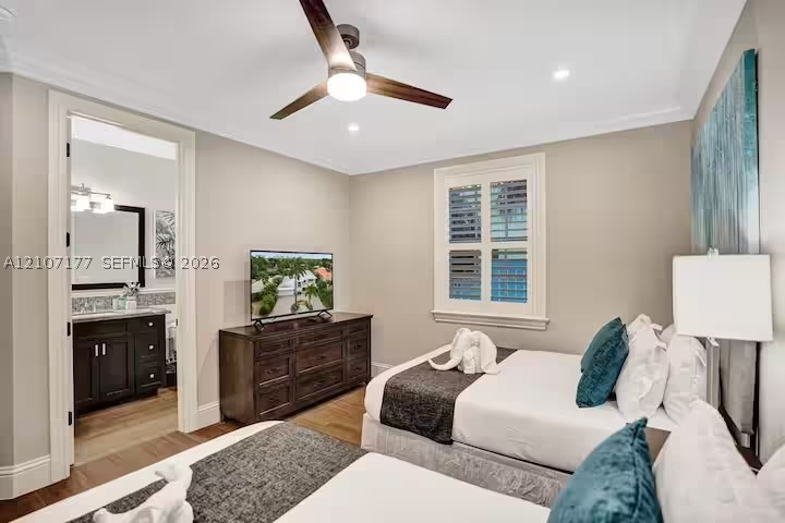 952 Lincoln St #., Hollywood FL 33019