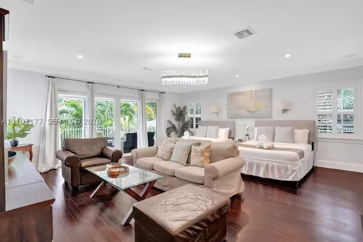 952 Lincoln St #., Hollywood FL 33019