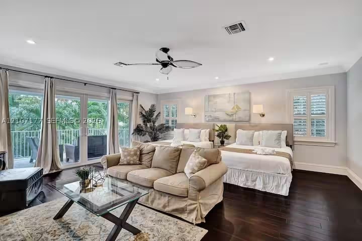 952 Lincoln St #., Hollywood FL 33019