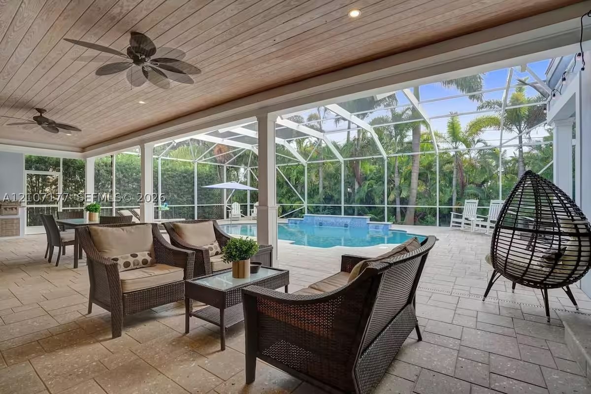 952 Lincoln St #., Hollywood FL 33019