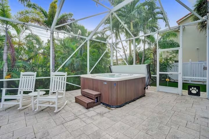 952 Lincoln St #., Hollywood FL 33019