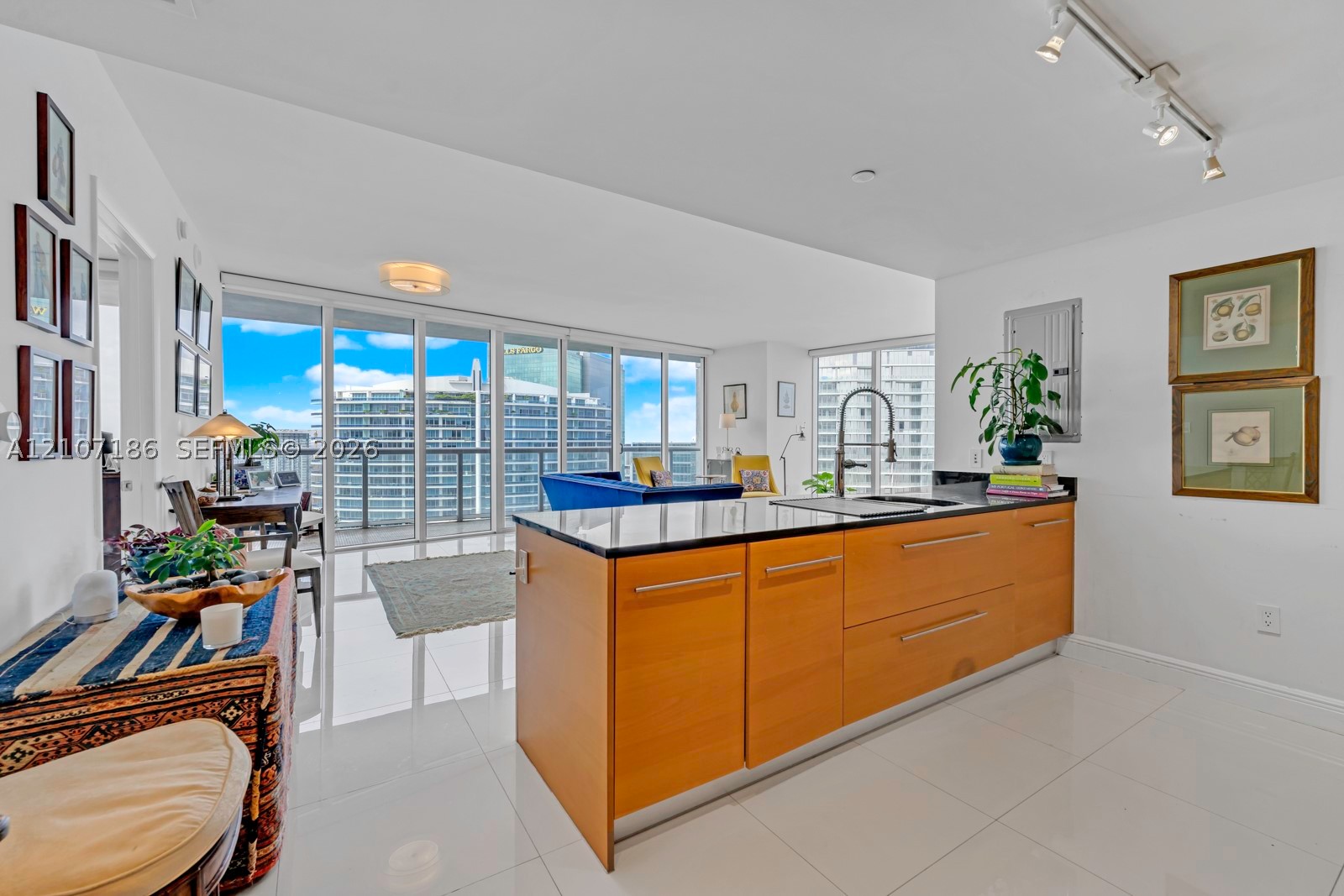 465 Brickell Ave #5002, Miami FL 33131