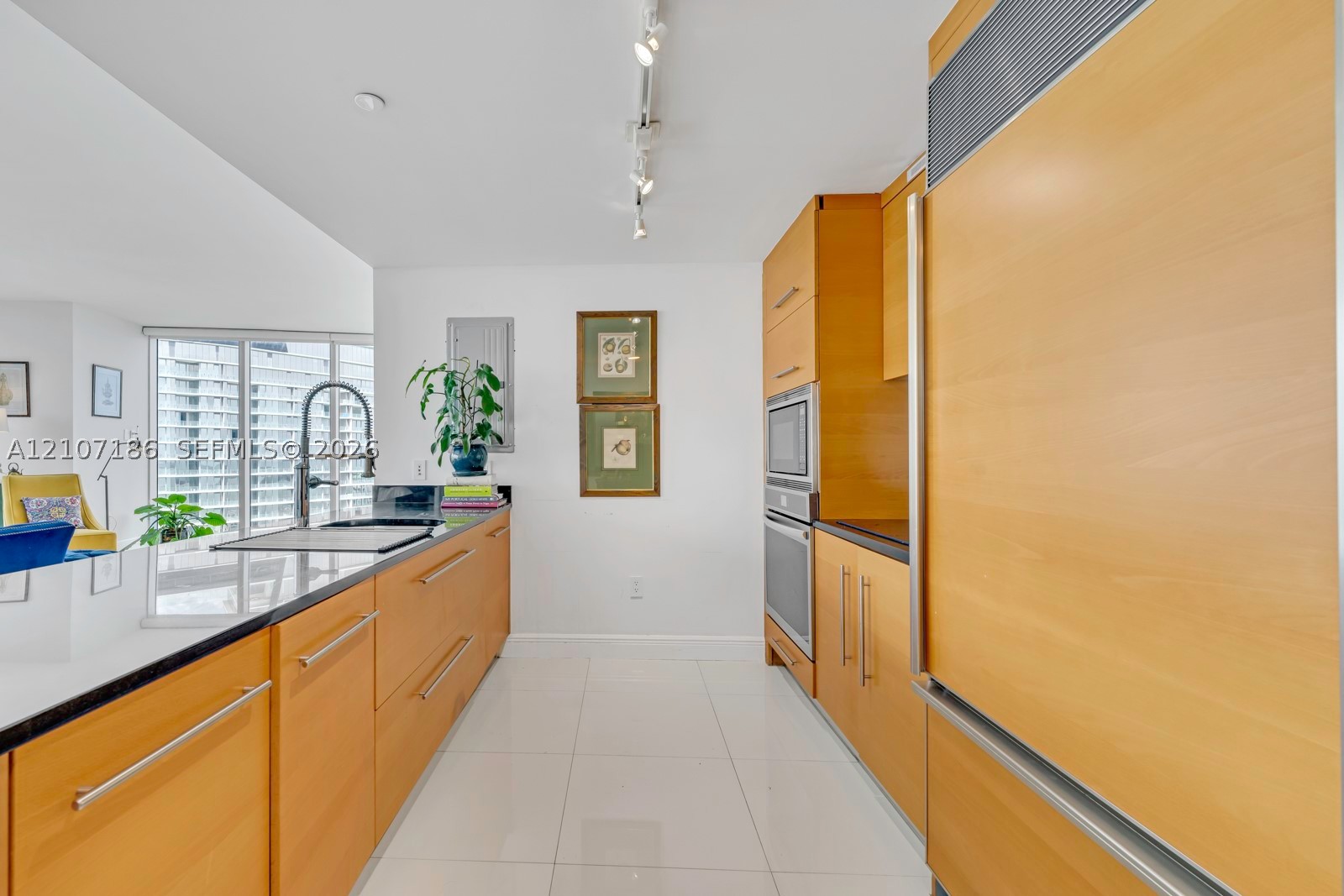 465 Brickell Ave #5002, Miami FL 33131