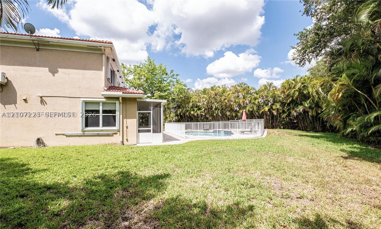 5280 NW 95th Ave, Coral Springs FL 33076