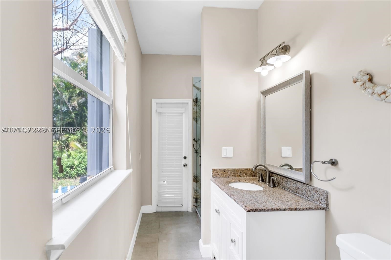 5280 NW 95th Ave, Coral Springs FL 33076