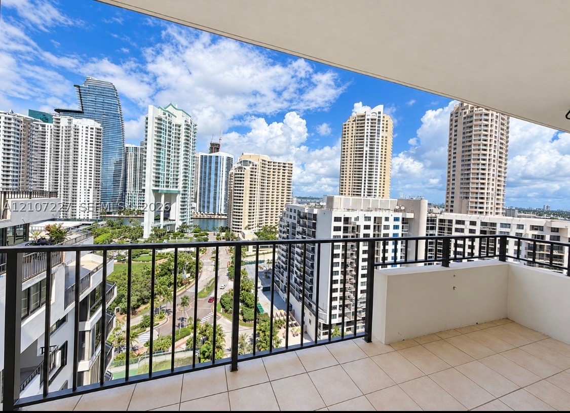 520 Brickell Key Dr #A2012, Miami FL 33131