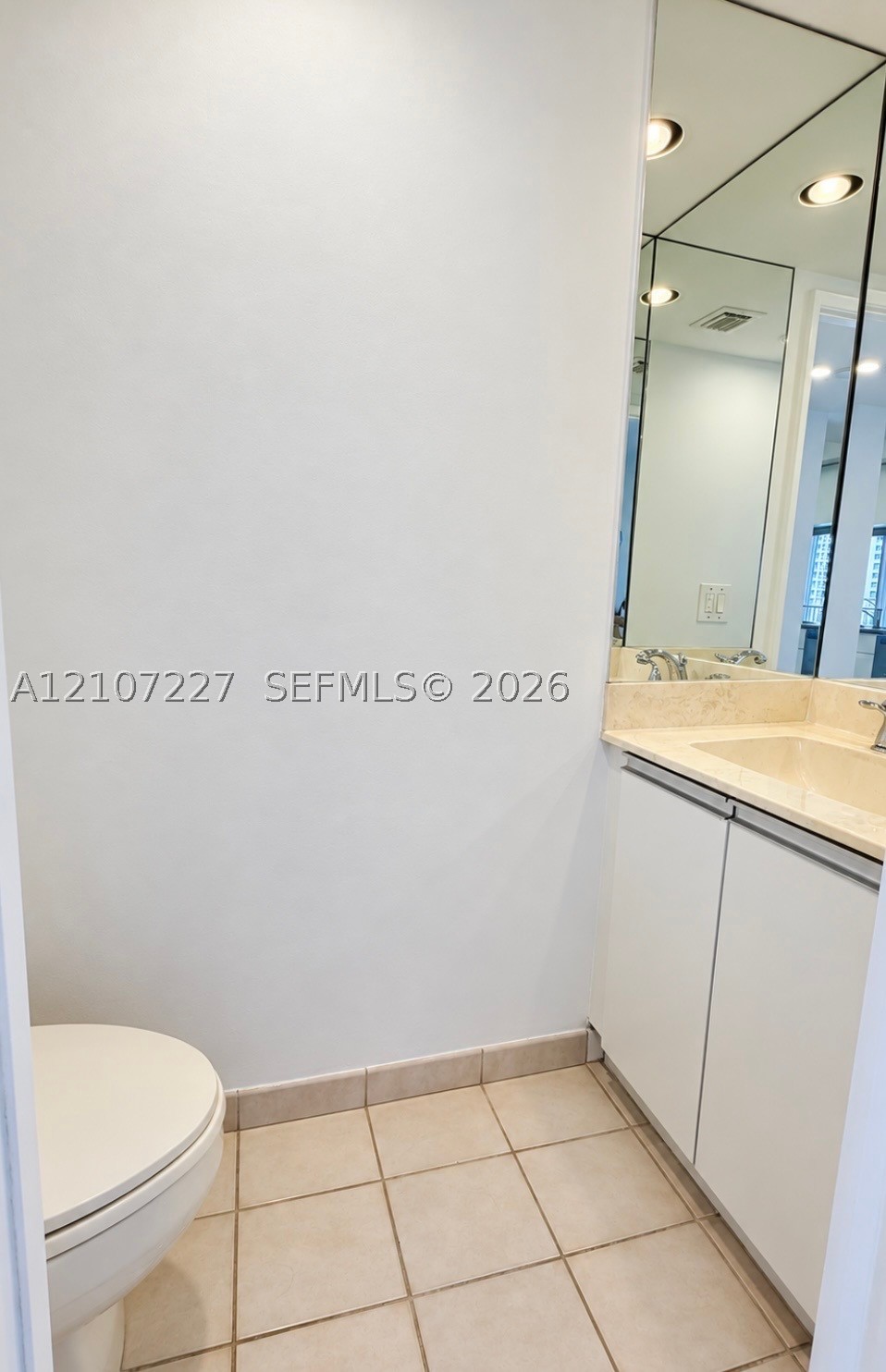 520 Brickell Key Dr #A2012, Miami FL 33131