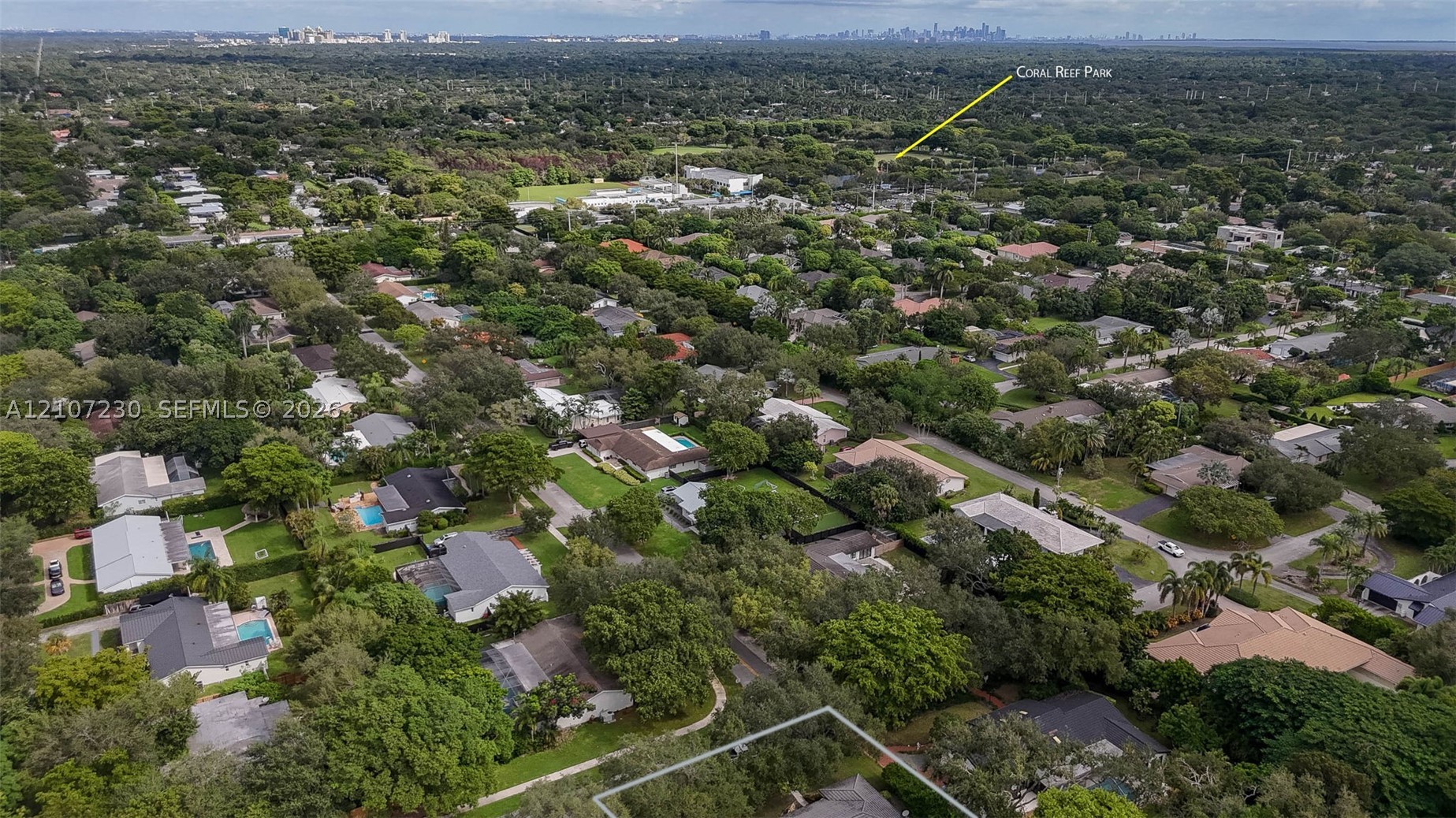 8100 SW 155th St, Palmetto Bay FL 33157