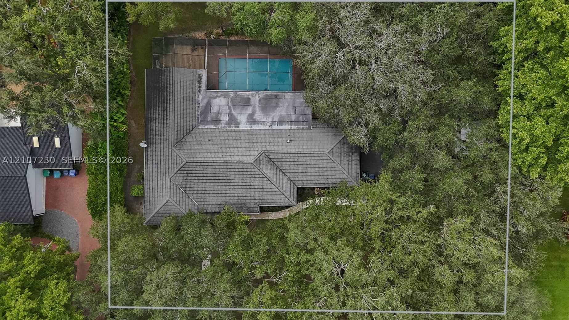 8100 SW 155th St, Palmetto Bay FL 33157