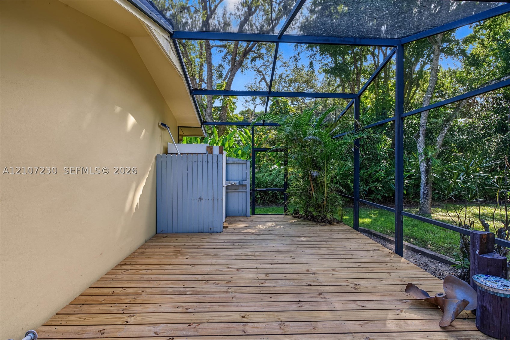 8100 SW 155th St, Palmetto Bay FL 33157