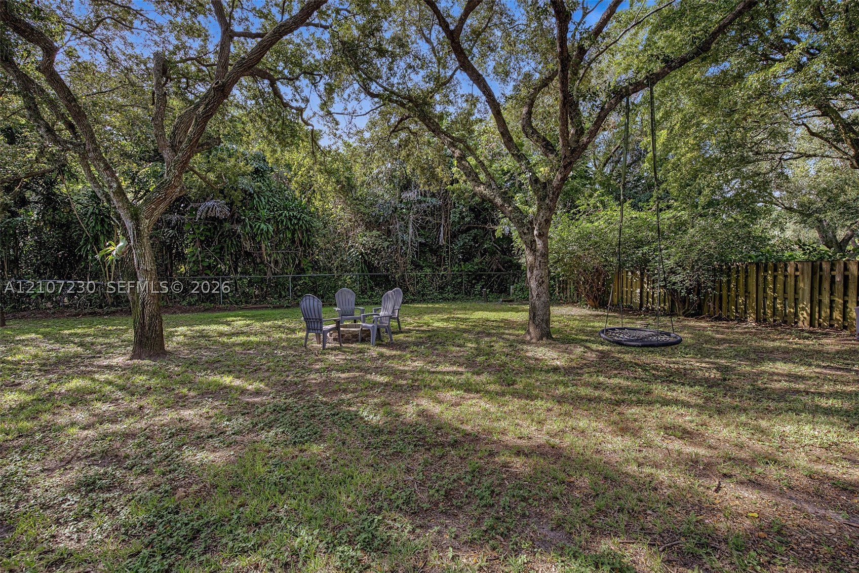 8100 SW 155th St, Palmetto Bay FL 33157