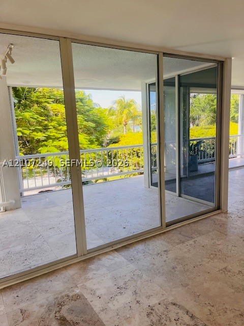 241 Harbor Dr, Key Biscayne FL 33149
