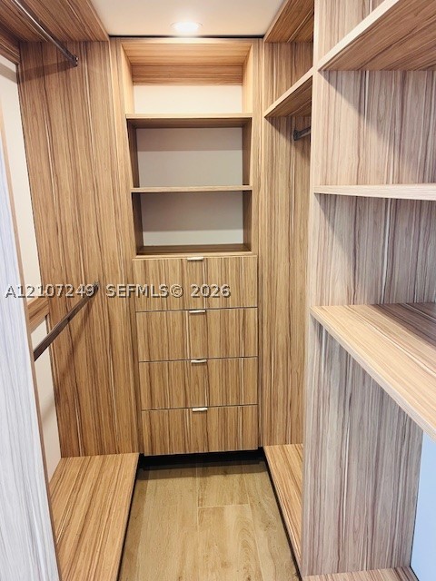 241 Harbor Dr, Key Biscayne FL 33149