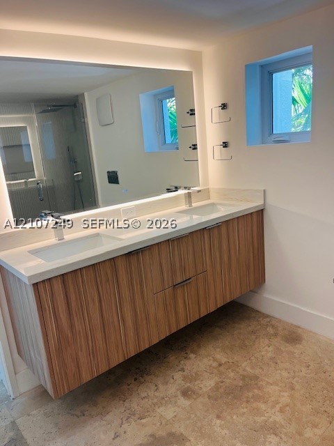 241 Harbor Dr, Key Biscayne FL 33149