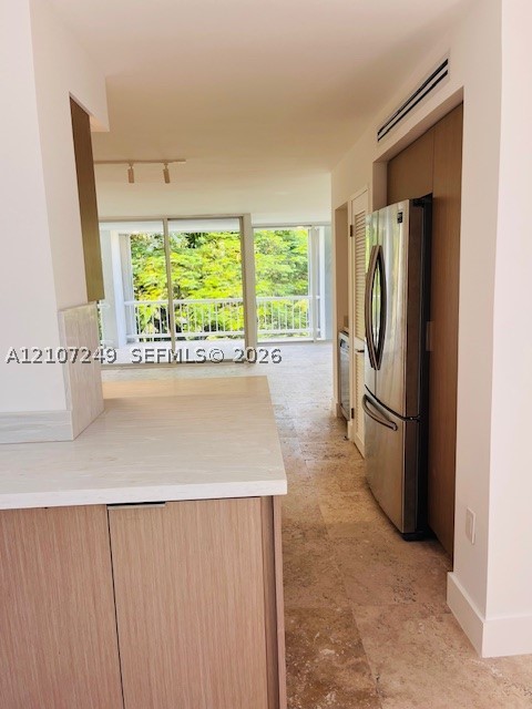 241 Harbor Dr, Key Biscayne FL 33149